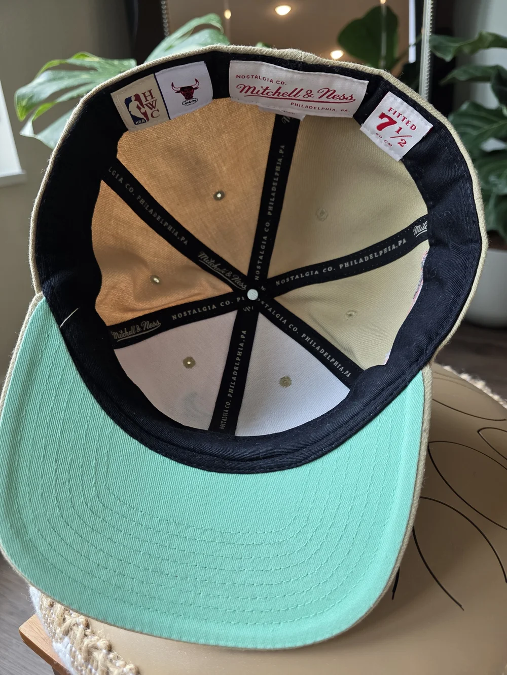 Mitchell & Ness HWC NBA Windy City Logo Fitted Hat 7.5